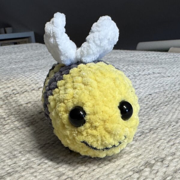 Amigurumi humle