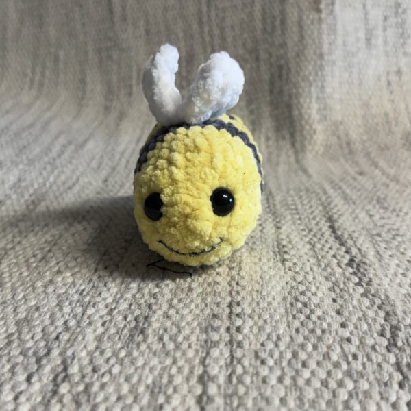 Amigurumi humle
